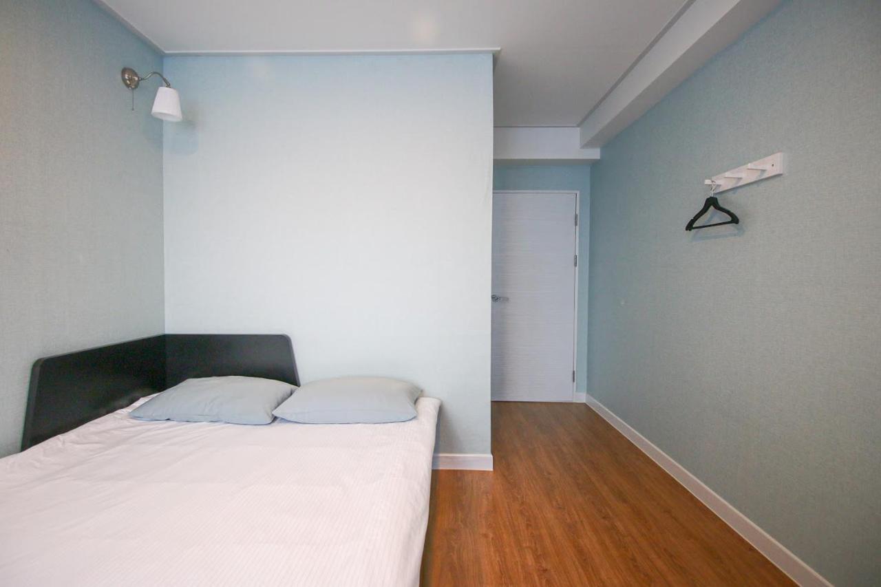 Lighthouse Guesthouse Mokpo Bagian luar foto