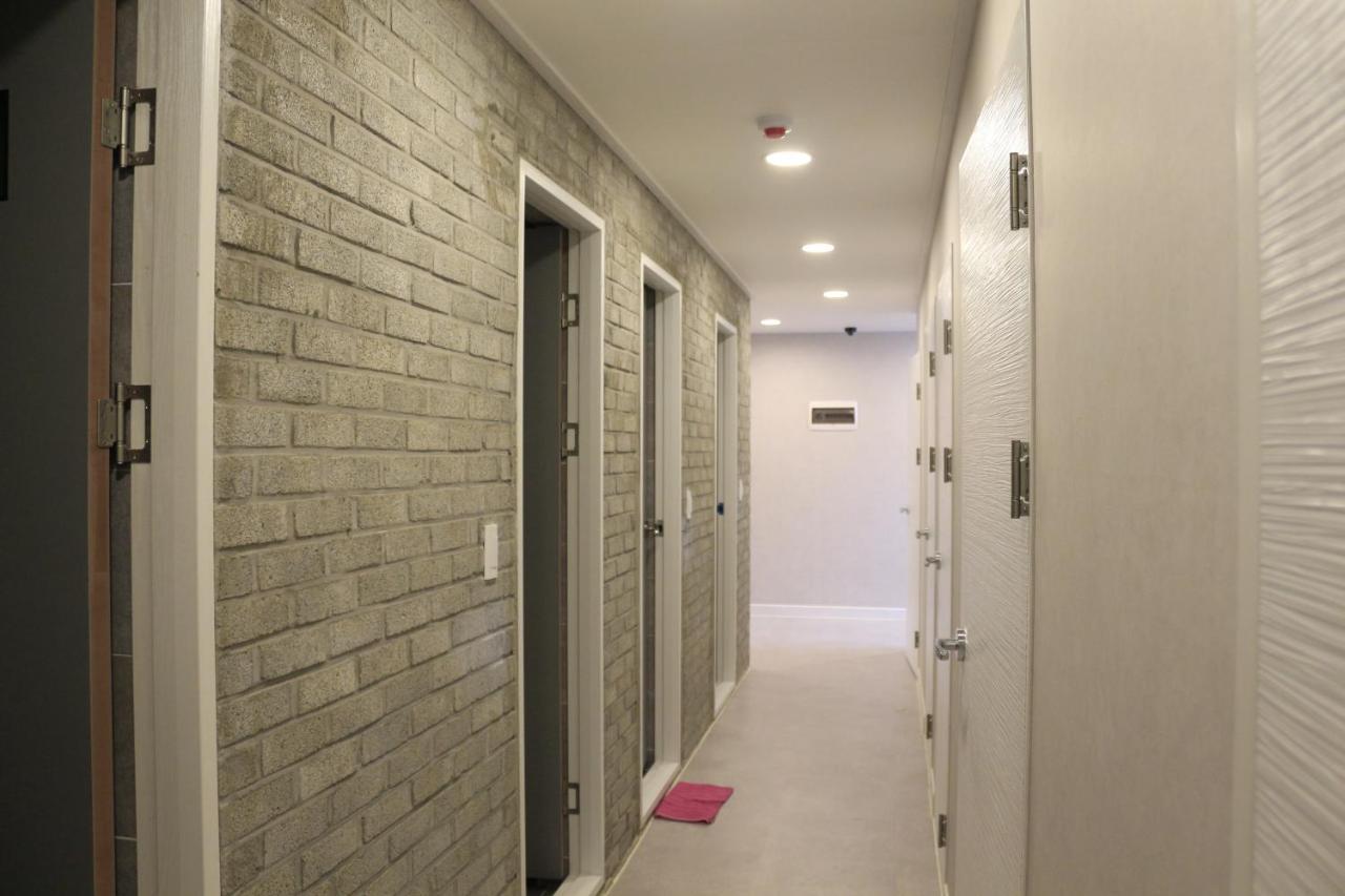 Lighthouse Guesthouse Mokpo Bagian luar foto